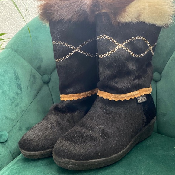 ✨SOLD✨ Tecnica Italian Fur Snow Boots - Picture 2 of 4